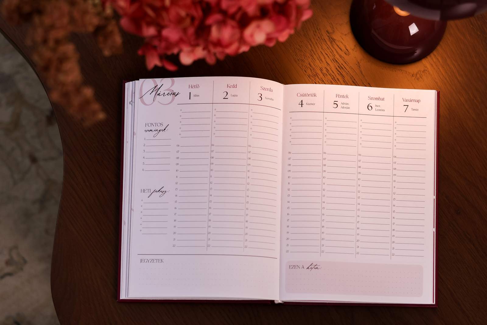 Simply Planned 2027 – Burgundy – Heti tervező